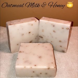 Oatmeal Milk & Honey Scrub